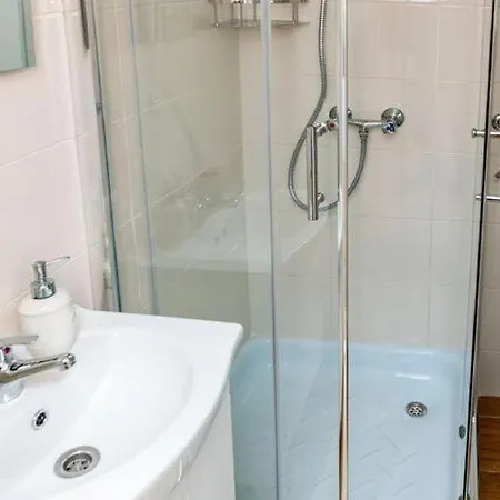 Stone House Lola - Two Bedroom