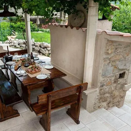 Stone House Lola - Two Bedroom Casa vacanze Grabovac (Split-Dalmatia)