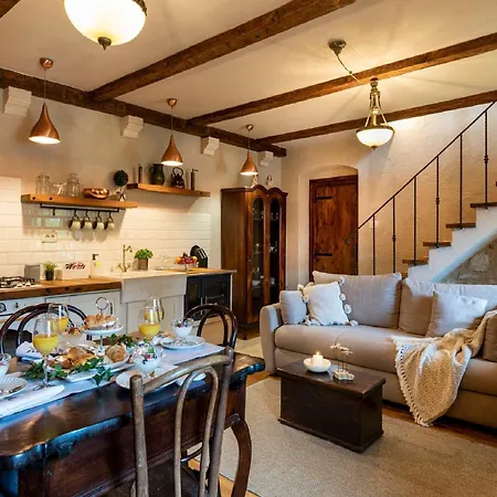 Stone House Lola - Two Bedroom * Grabovac (Split-Dalmatia)